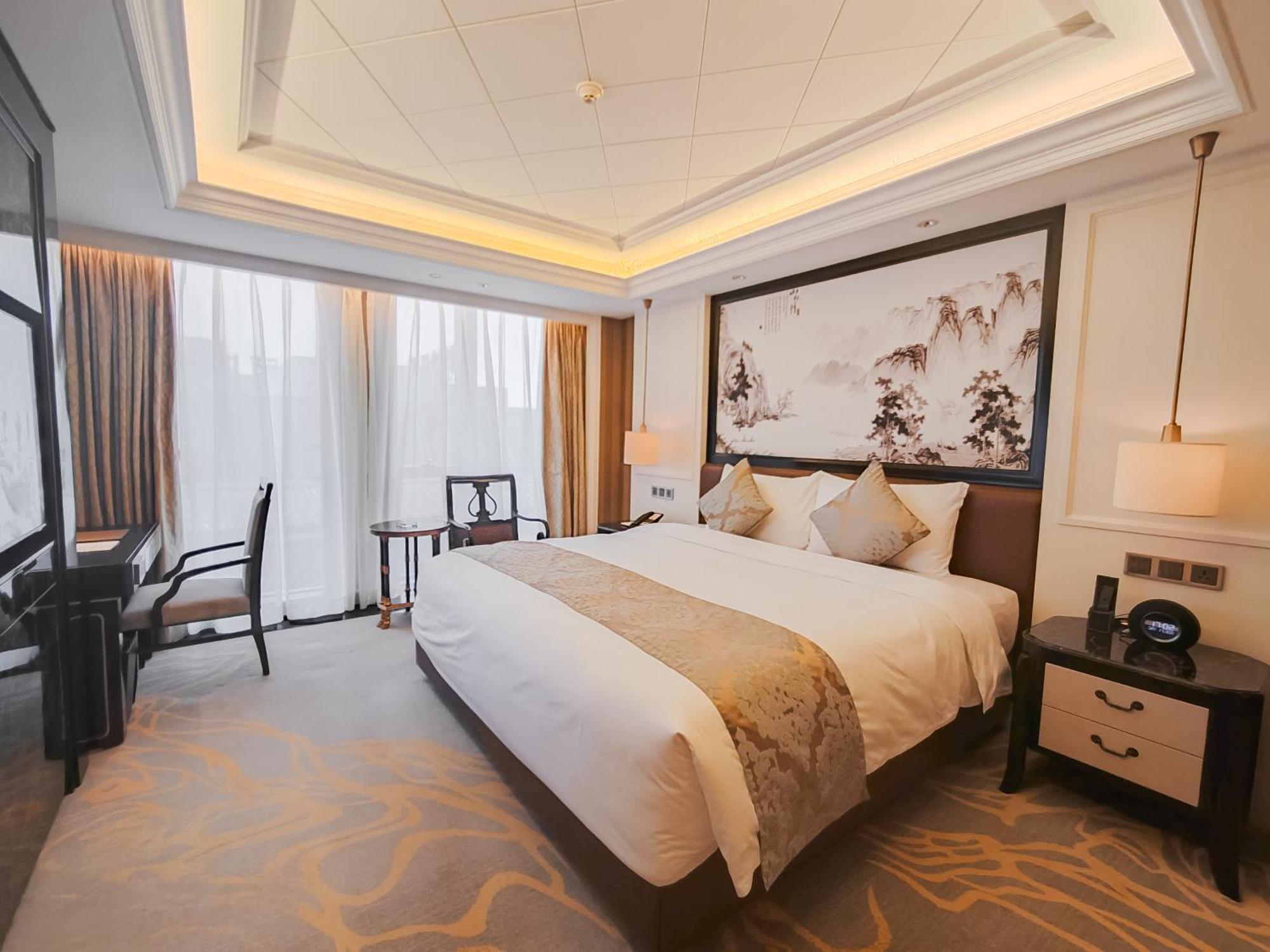 Renhe Spring Hotel Chengdu Exterior photo